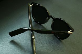 華為首款智能眼鏡Eyewear體驗(yàn) 科技與時(shí)尚碰撞，究竟擦出了怎樣的火花？